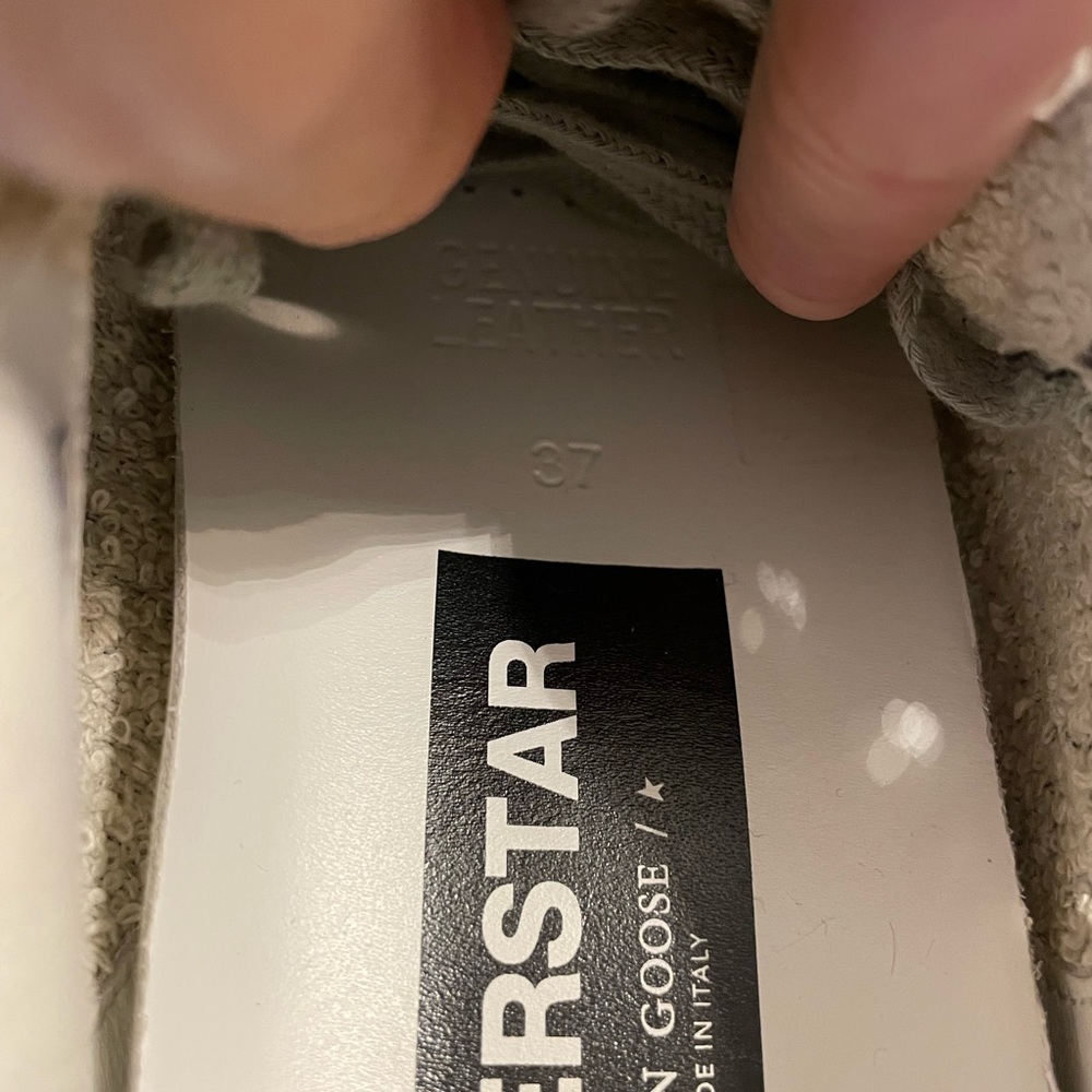Golden Goose Sneakers - Picture 6 of 7